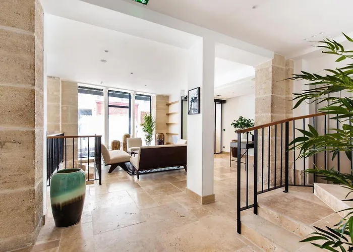 Apartahotel Quartier Libre - Saint Georges 4*