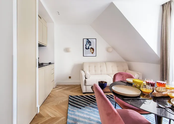 Quartier Libre - Saint Georges פריז