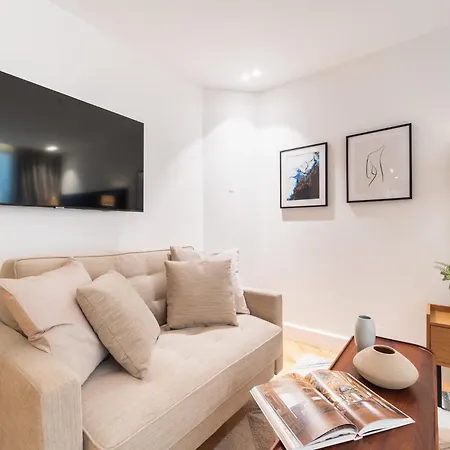 Quartier Libre - Saint Georges Apartment Paris